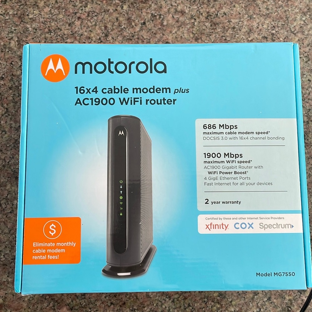 Motorola Model MG7550 16x4 Cable model plus Ac1900 WiFi Router - lightly used